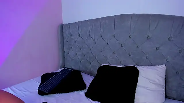 Snapshot of BianncaRibeiro chatting on 03-02-26, 09:43 BianncaRibeiro online show from 03-02-26, 09:43