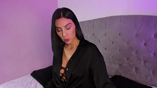 Snapshot of BianncaRibeiro chatting on 03-11-26, 09:10 BianncaRibeiro online show from 03-11-26, 09:10