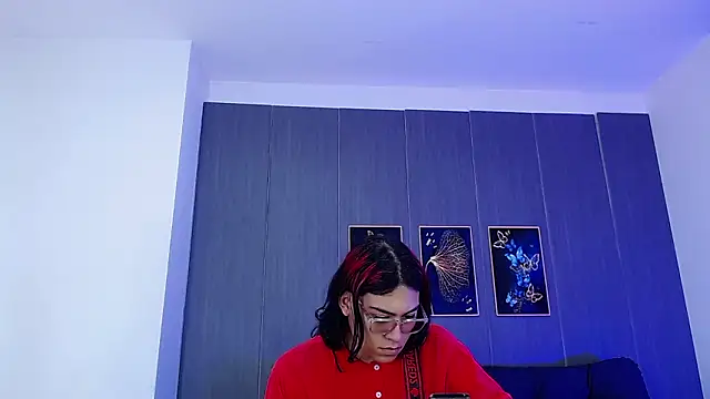 dirty model online show from 01-19-26, 03:16