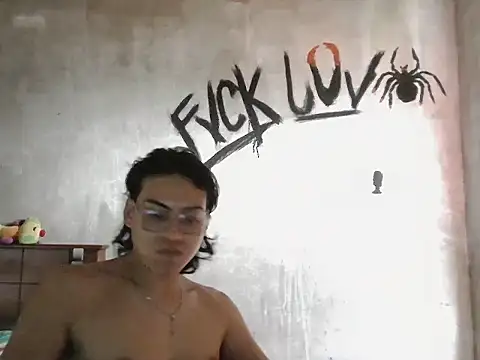 Snapshot of dirty_model chatting on 03-24-26, 07:19 dirty model online show from 03-24-26, 07:19