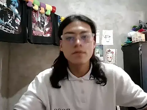 dirty model online show from 06-12-26, 08:52