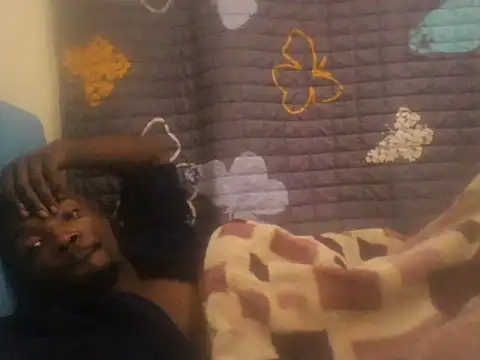 Snapshot of thabang2222 chatting on 11-04-25, 06:01 thabang2222 online show from 11-04-25, 06:01