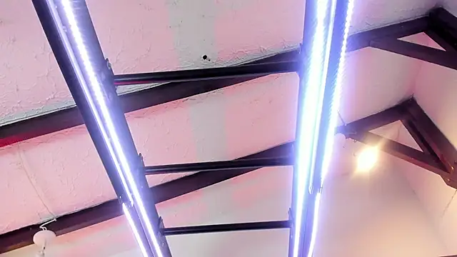 ItaloMoore online show from 11-21-25, 11:31