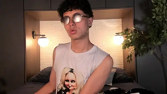 NoahDupont online show from 09-19-25, 07:47