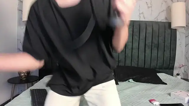 NoahDupont online show from 10-09-25, 07:56