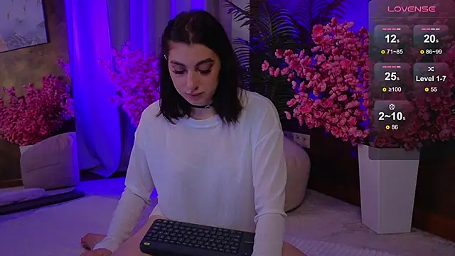 arcane doll online show from 10-12-25, 05:17