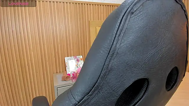 MELISSAROUGE online show from 11-21-25, 07:56