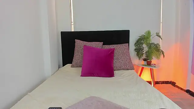 LunaVelvet777 online show from 11-14-25, 04:17