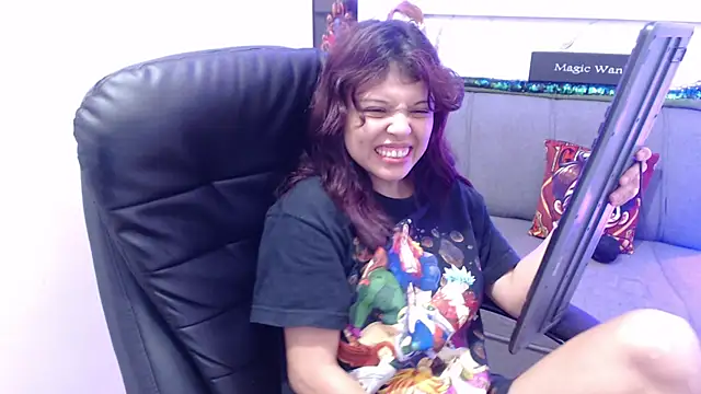 minnie cake online show from 10-19-25, 12:44