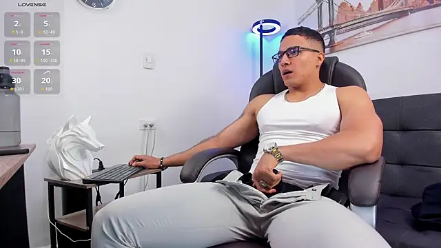 Dash Bukoski online show from 10-27-25, 01:48