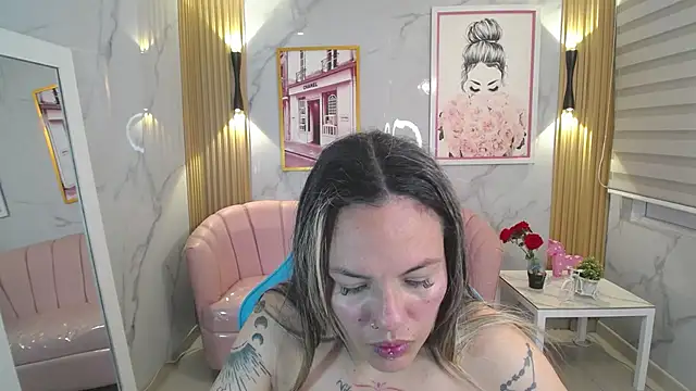 Jade Jones a online show from 11-11-25, 03:28