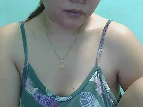 Snapshot of sexychubb101 chatting on 11-19-25, 01:49 sexychubb101 online show from 11-19-25, 01:49