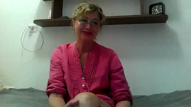 IrynaMolbertx online show from 09-17-25, 07:26