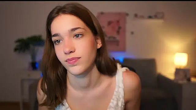 kissie cat online show from 10-10-25, 01:10