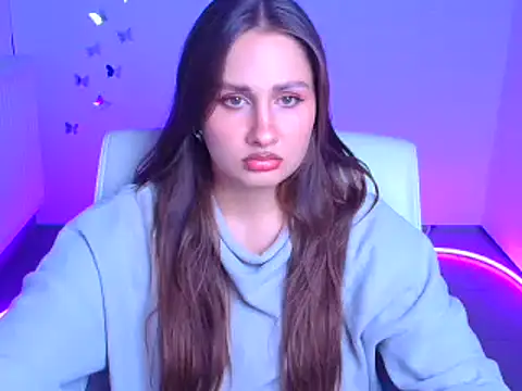 Stefanie Sweet online show from 09-26-25, 04:44