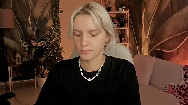 Snapshot of BethanyCloud chatting on 09-29-25, 06:51 BethanyCloud online show from 09-29-25, 06:51
