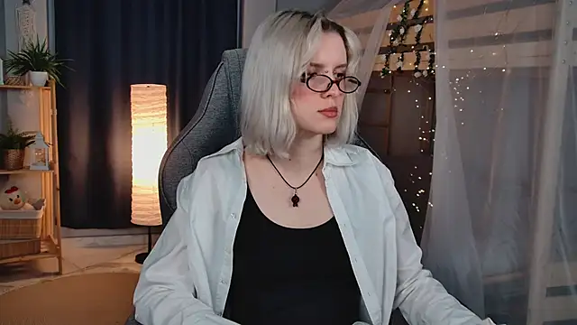 BethanyCloud online show from 06-05-26, 07:14