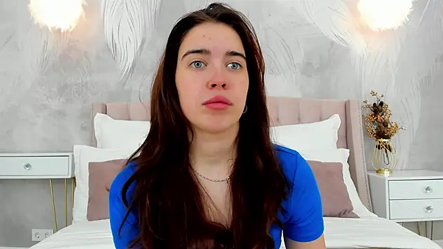 KimberlyBond online show from 10-06-25, 03:09