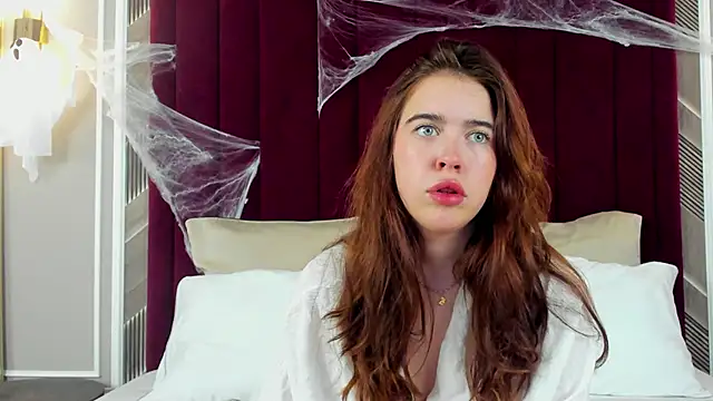 KimberlyBond online show from 10-29-25, 03:03