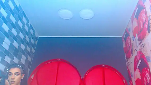 julessxcharlotte online show from 02-05-26, 08:57