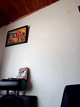 Mia-Glow online show from 02-26-26, 01:21