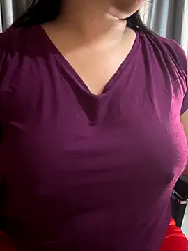 Snapshot of Maggi-is-back chatting on 11-03-25, 02:24 Maggi-is-back online show from 11-03-25, 02:24