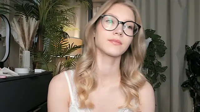 ChinBonnell online show from 09-12-25, 05:51