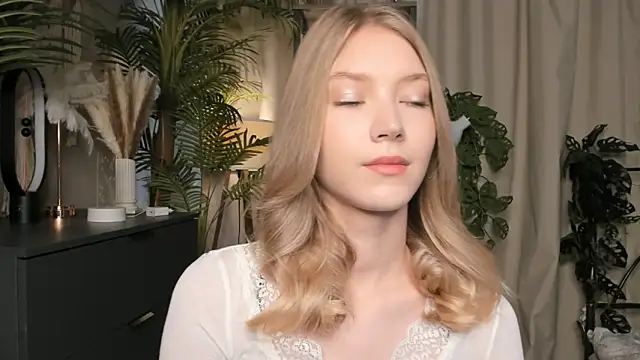 ChinBonnell online show from 10-11-25, 05:50