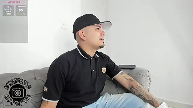 OwenStonne  online show from 10-05-25, 04:00