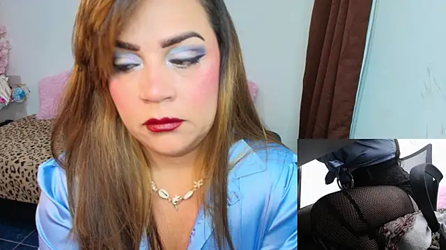 Snapshot of Paulina-Becerraa chatting on 07-01-26, 04:58 Paulina-Becerraa online show from 07-01-26, 04:58