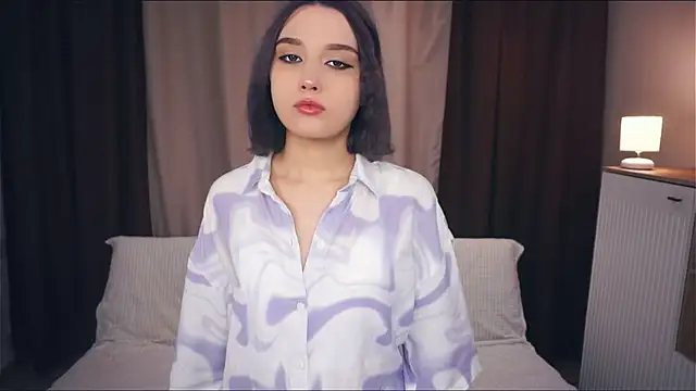 KelleLillie online show from 09-16-25, 06:53
