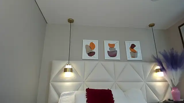 Alba Hank online show from 09-13-25, 07:24