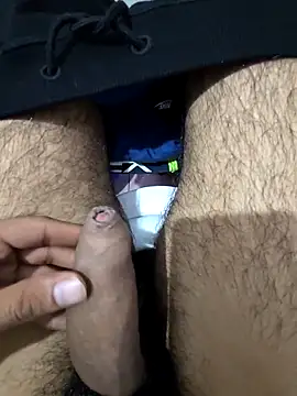 Snapshot of mumbaizboi chatting on 10-15-25, 08:53 mumbaizboi online show from 10-15-25, 08:53