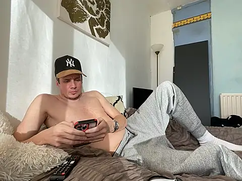 shyandchilling online show from 03-02-26, 03:41