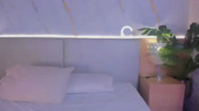 ChloeeMonroee online show from 10-14-25, 12:06