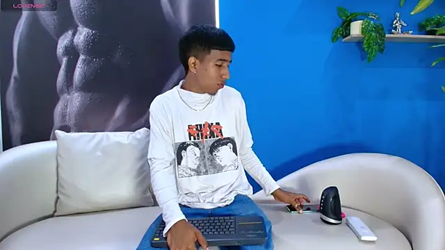 ender h0t online show from 10-08-25, 01:31