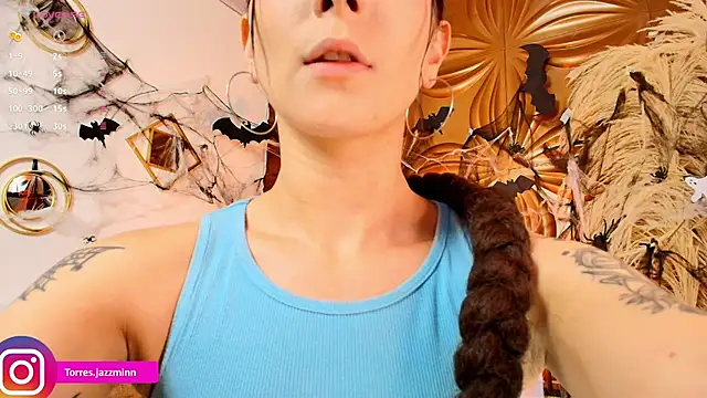 Jazmintorress online show from 10-31-25, 09:05