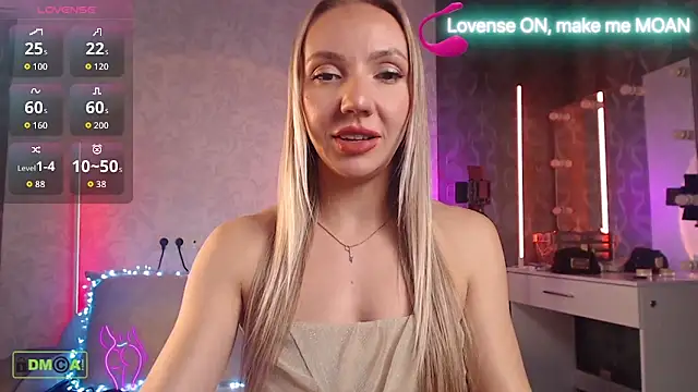 Snapshot of viki_sky chatting on 09-12-25, 02:50 viki sky online show from 09-12-25, 02:50