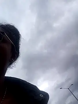 BiiancaEstradaa online show from 09-08-25, 03:11