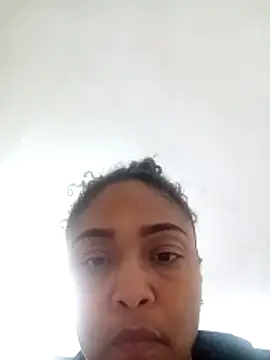 BiiancaEstradaa online show from 03-25-26, 01:11