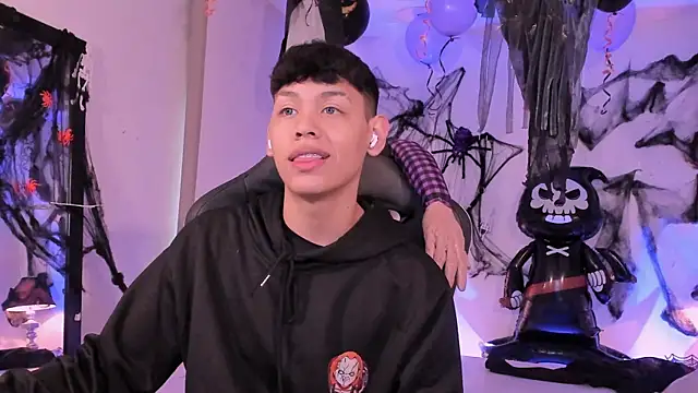 zeus blaze online show from 10-06-25, 12:13