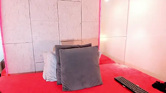 Snapshot of Lushi_Love chatting on 10-06-25, 07:33 Lushi Love online show from 10-06-25, 07:33