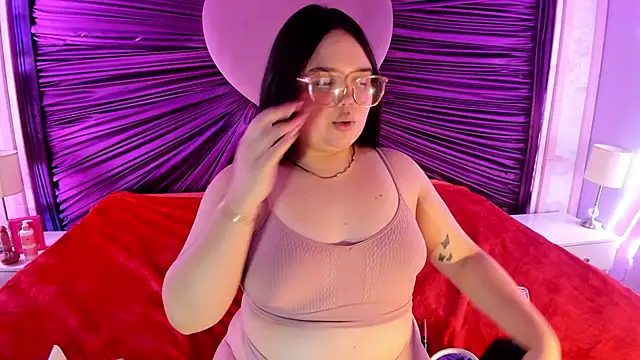 Snapshot of Lushi_Love chatting on 10-08-25, 07:55 Lushi Love online show from 10-08-25, 07:55