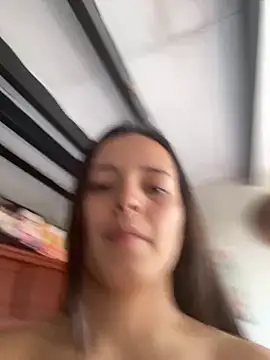 Mia jhoonson online show from 10-04-25, 03:32