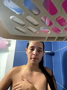 Mia jhoonson online show from 10-28-25, 08:44