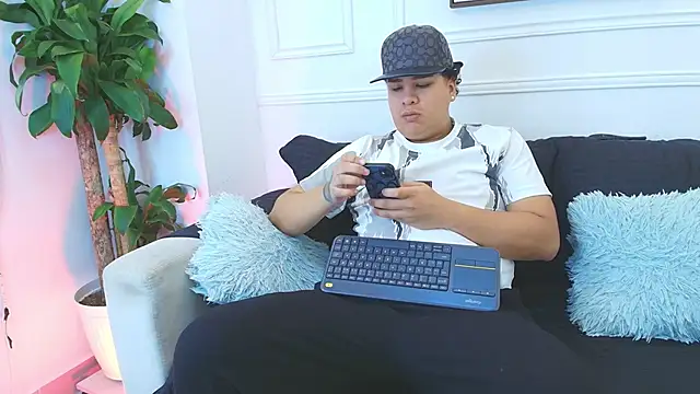 Naim Bennetsex online show from 11-27-25, 06:21