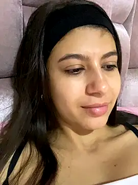 Snapshot of Lenapink19 chatting on 10-01-25, 07:42 Lenapink19 online show from 10-01-25, 07:42