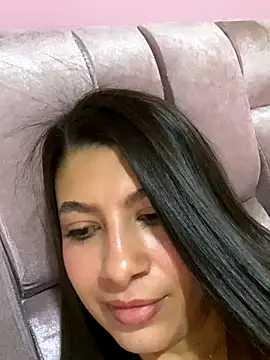 Snapshot of Lenapink19 chatting on 10-02-25, 05:53 Lenapink19 online show from 10-02-25, 05:53