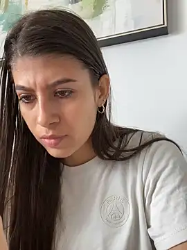 Snapshot of Lenapink19 chatting on 10-10-25, 04:17 Lenapink19 online show from 10-10-25, 04:17