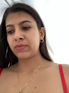 Snapshot of Lenapink19 chatting on 10-13-25, 05:13 Lenapink19 online show from 10-13-25, 05:13